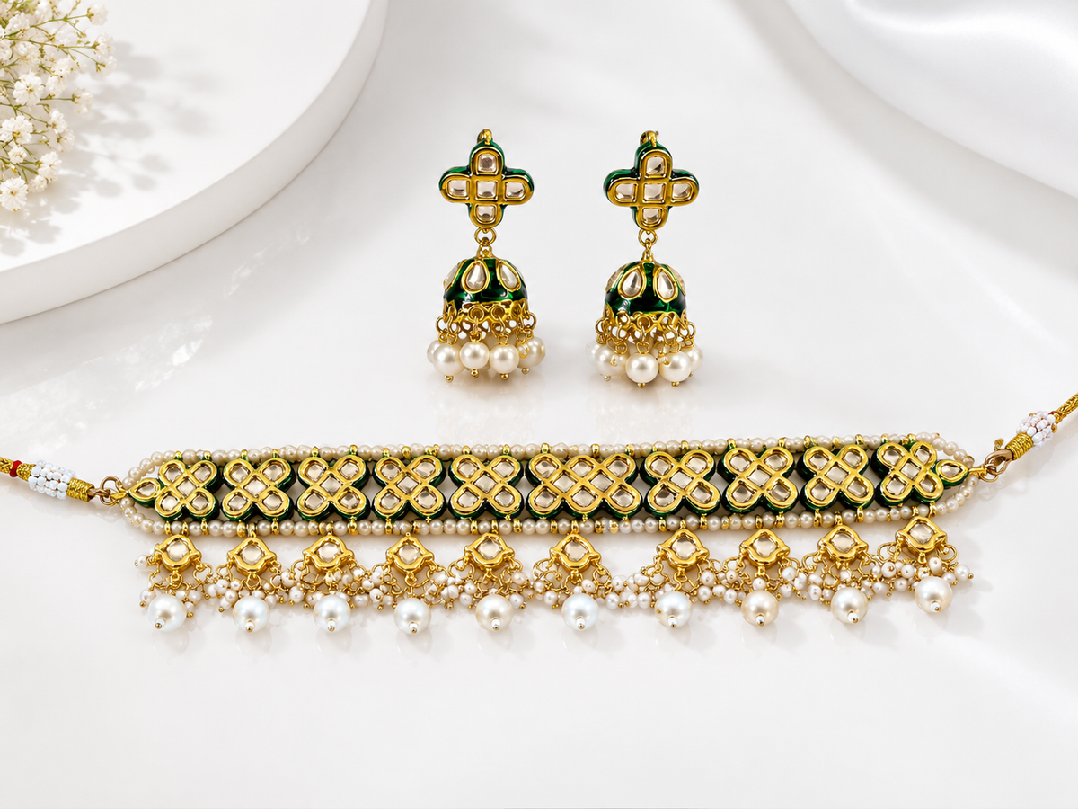 Green Kundan Pearl necklace & Jhumka Set